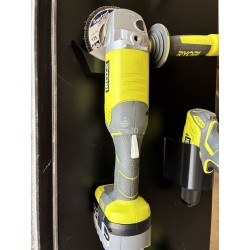 Meuleuse Ryobi fixée sur support magnétique aimanté Toche3D