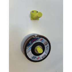 Support mural vide vu de profil avec ses deux vis de fixation, à côté d'un disque Bosch installé sur un second support
