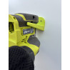 Ponceuse orbitale Ryobi 18V installée sur son support mural coté gauche imprimé en 3D